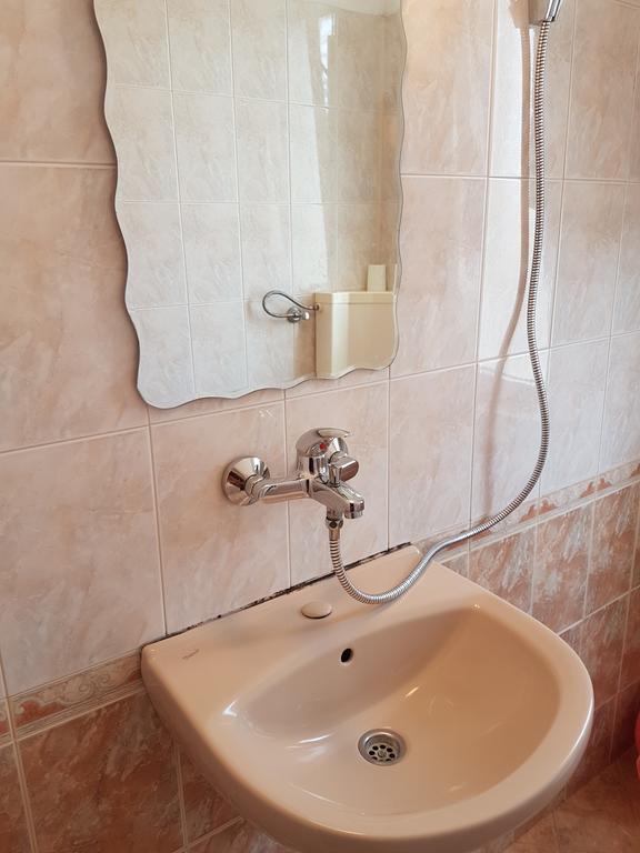 Guest Rooms Denitsa Obzor Exterior photo